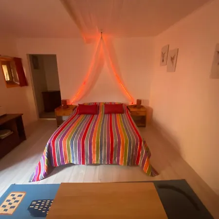 Independant Privatif Bed & Breakfast Robiac