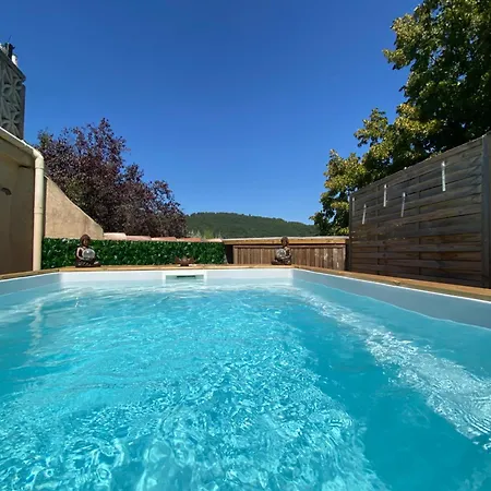 Location Climatisee Exterieur Et Piscine 3* Robiac